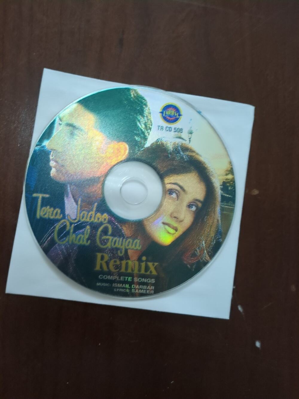 tera jadoo chal gayaa remix cd disc only